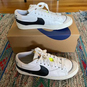 NIKE Blazer Low '77 Jumbo - Size 10.5 - White / Black / Sail